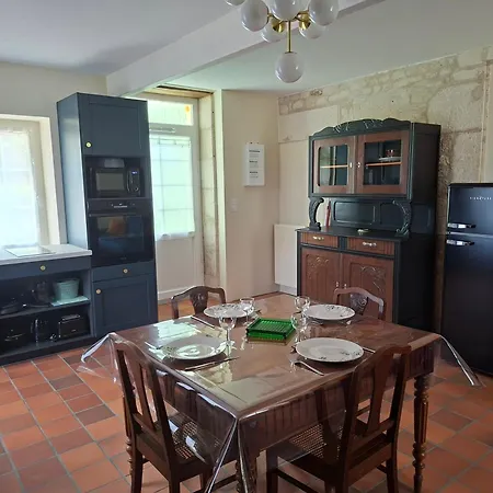 בית נופש La Glycine, Maison Au Calme Avec Jardin, Fibre Wi-fi, 20 Min Des Plages, Parking Prive *