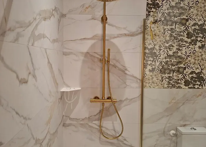 בית נופש La Glycine Luçon