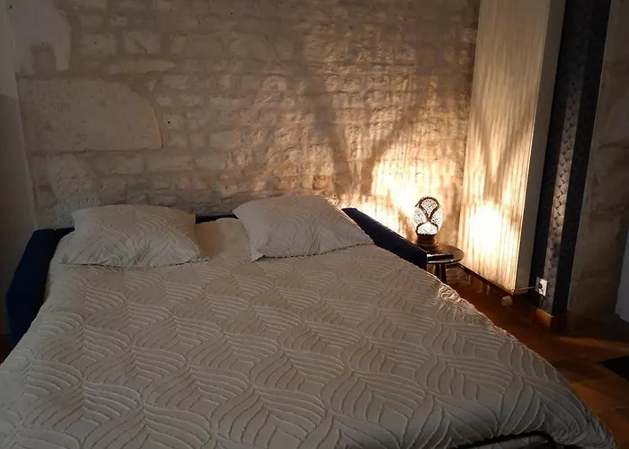 בית נופש La Glycine *