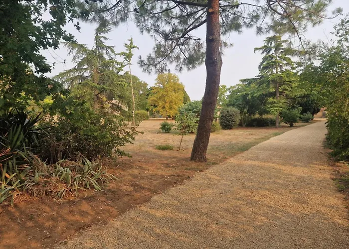 בית נופש La Glycine