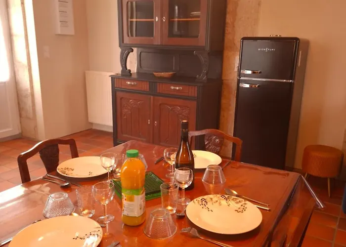 La Glycine בית נופש Luçon