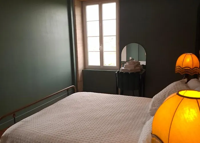 בית נופש La Glycine *